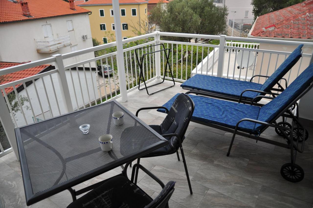 Rose Rooms At Island Of Rab Banjol Exterior foto